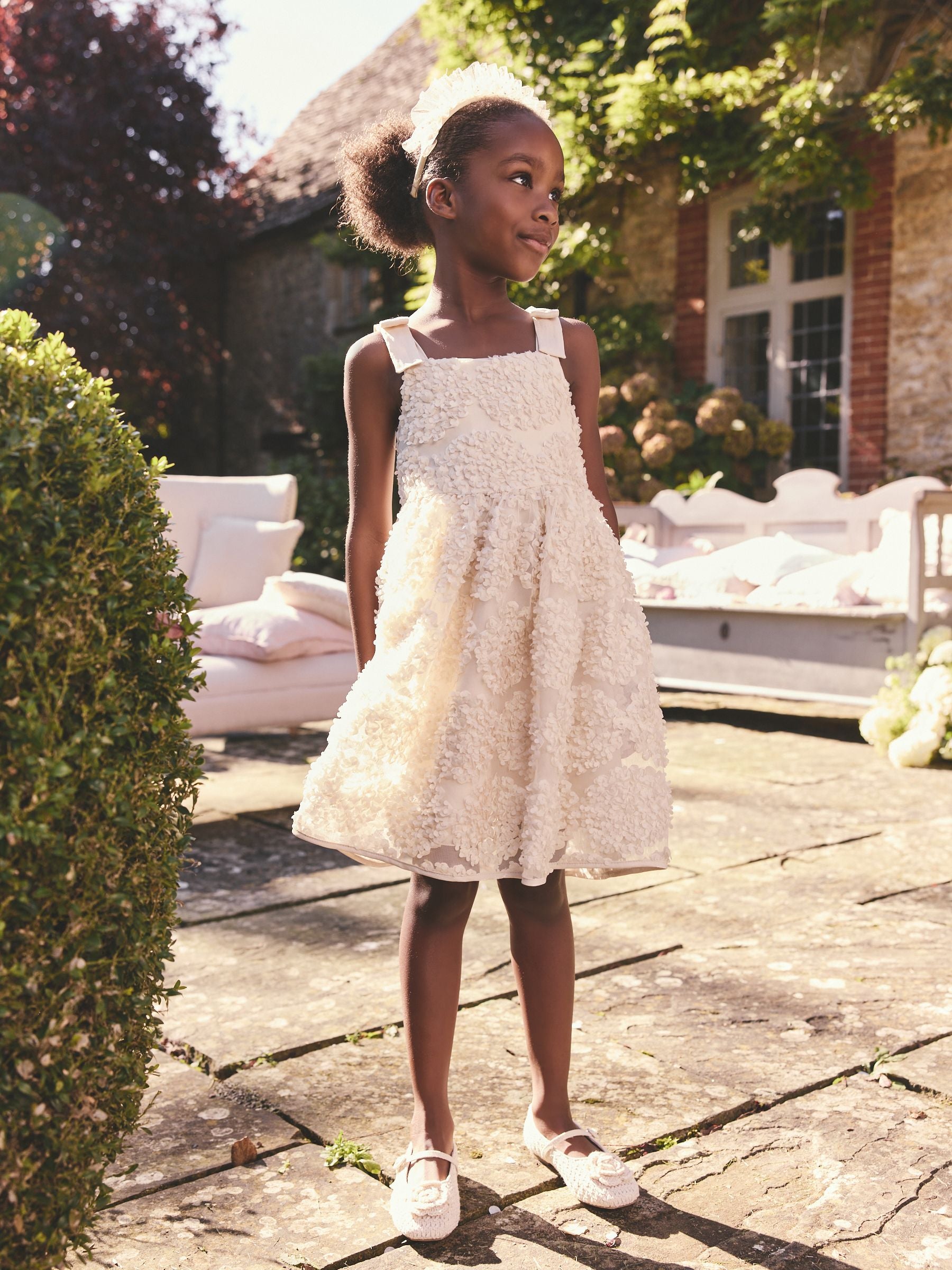Cream 3D Floral Flower Girl Dress (3-16yrs)