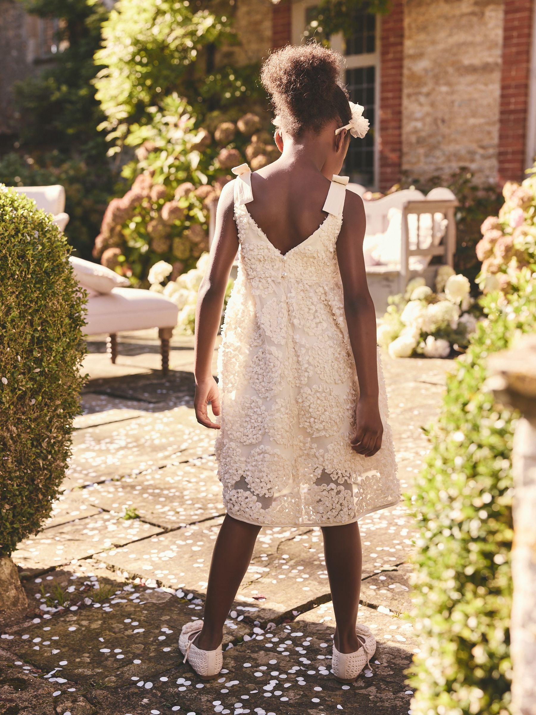 Cream 3D Floral Flower Girl Dress (3-16yrs)