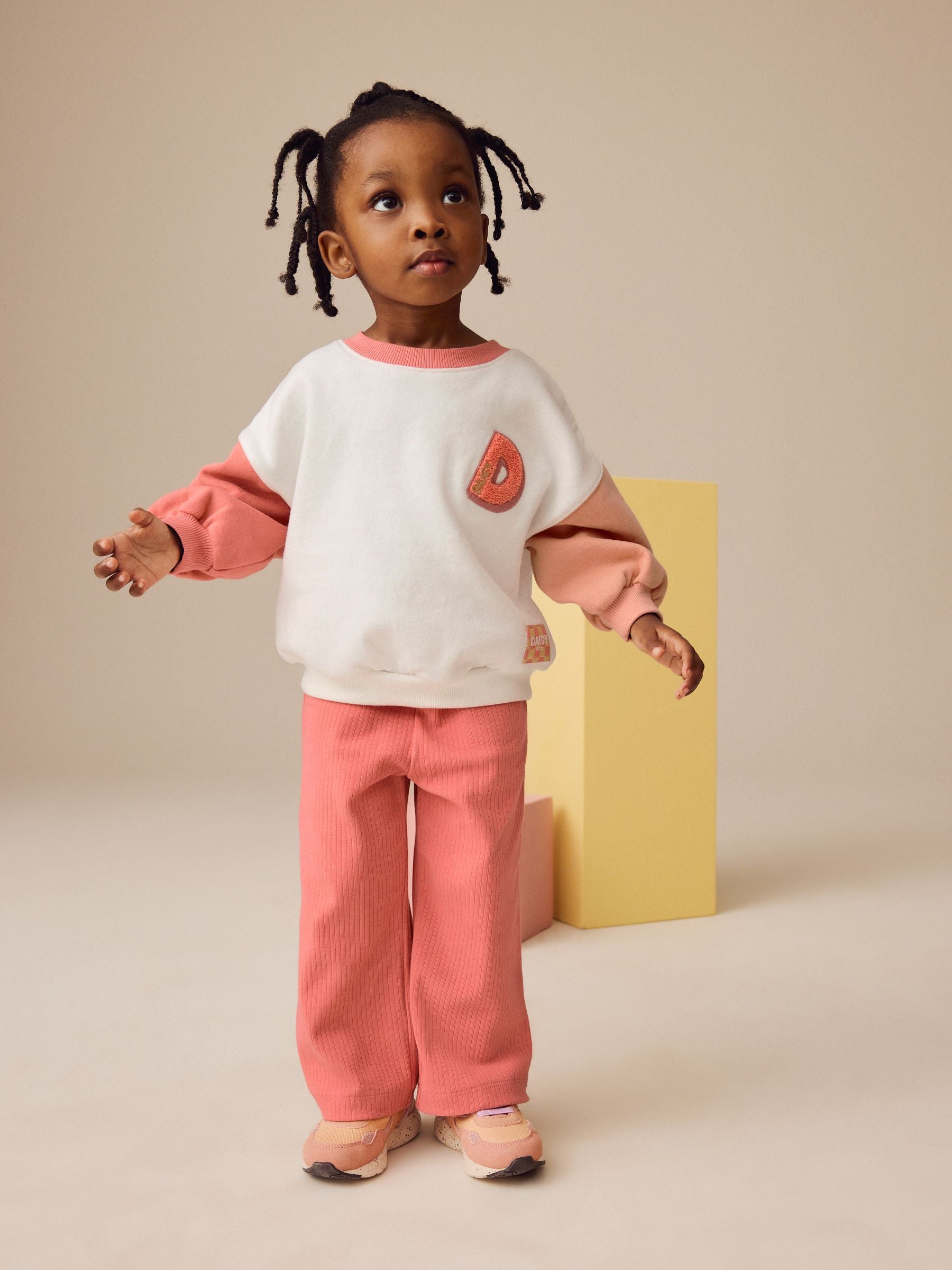 Cream Daisy Duck Sweatshirt and Wide Leg Trousers Set (3mths-7yrs)