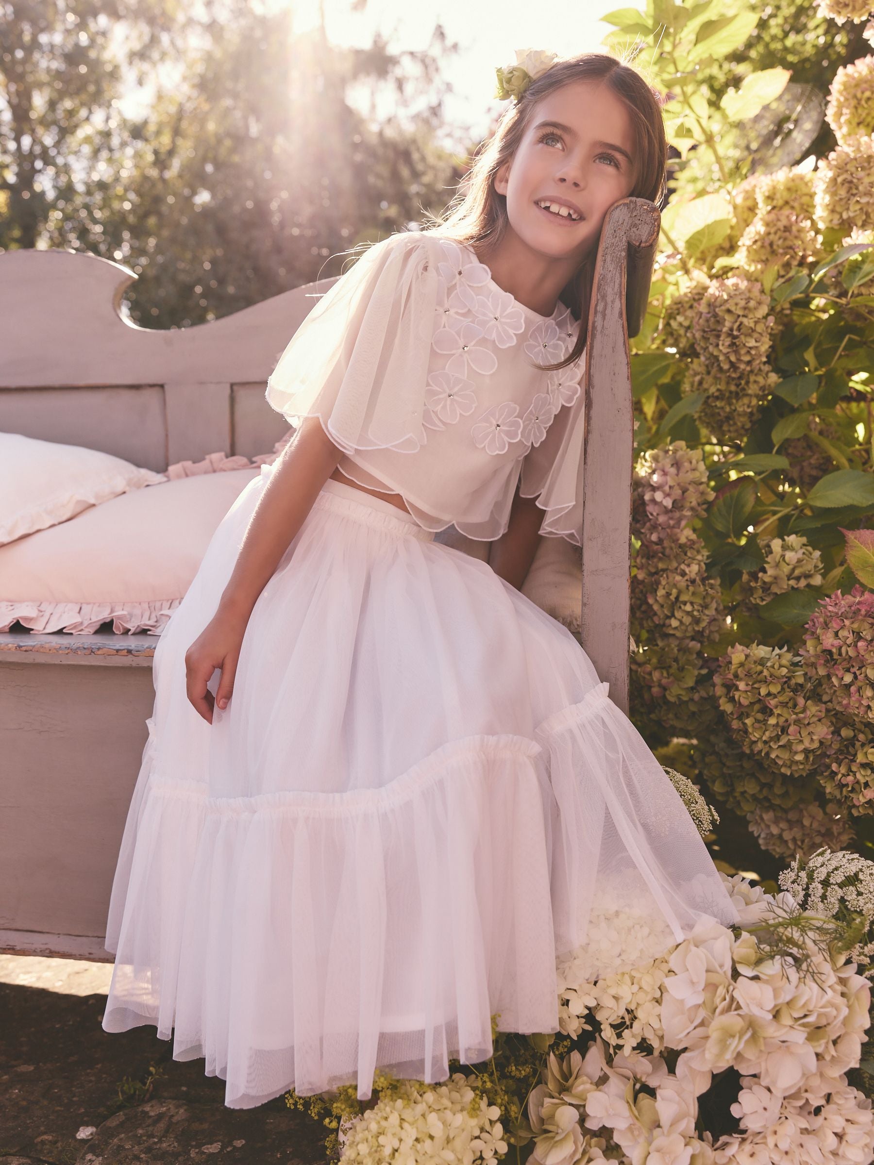 White 3D Flower Flower Girl Top and Skirt Set (3-16yrs)