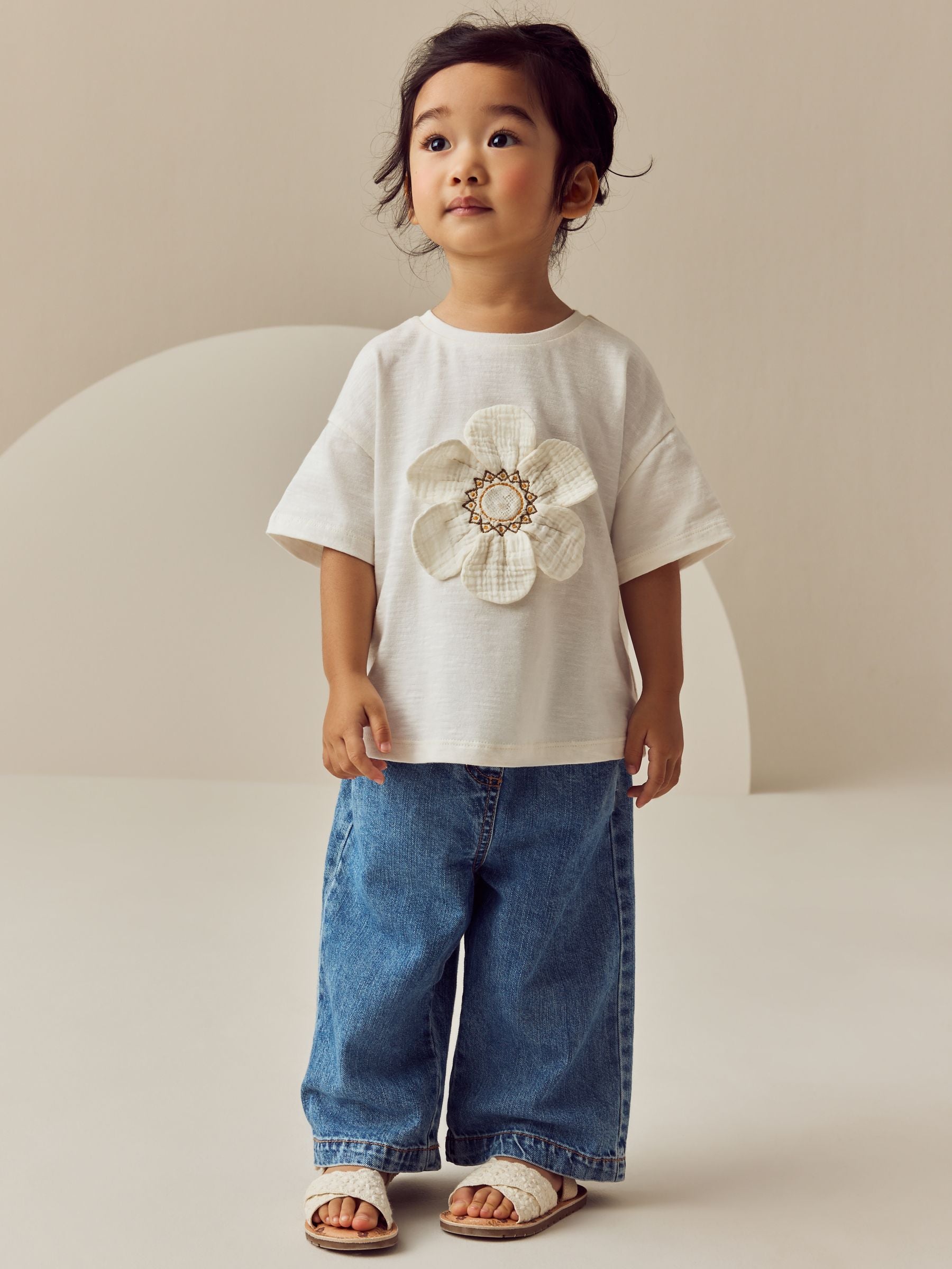 White Flower Short Sleeve 100% Cotton T-Shirt (3mths-7yrs)