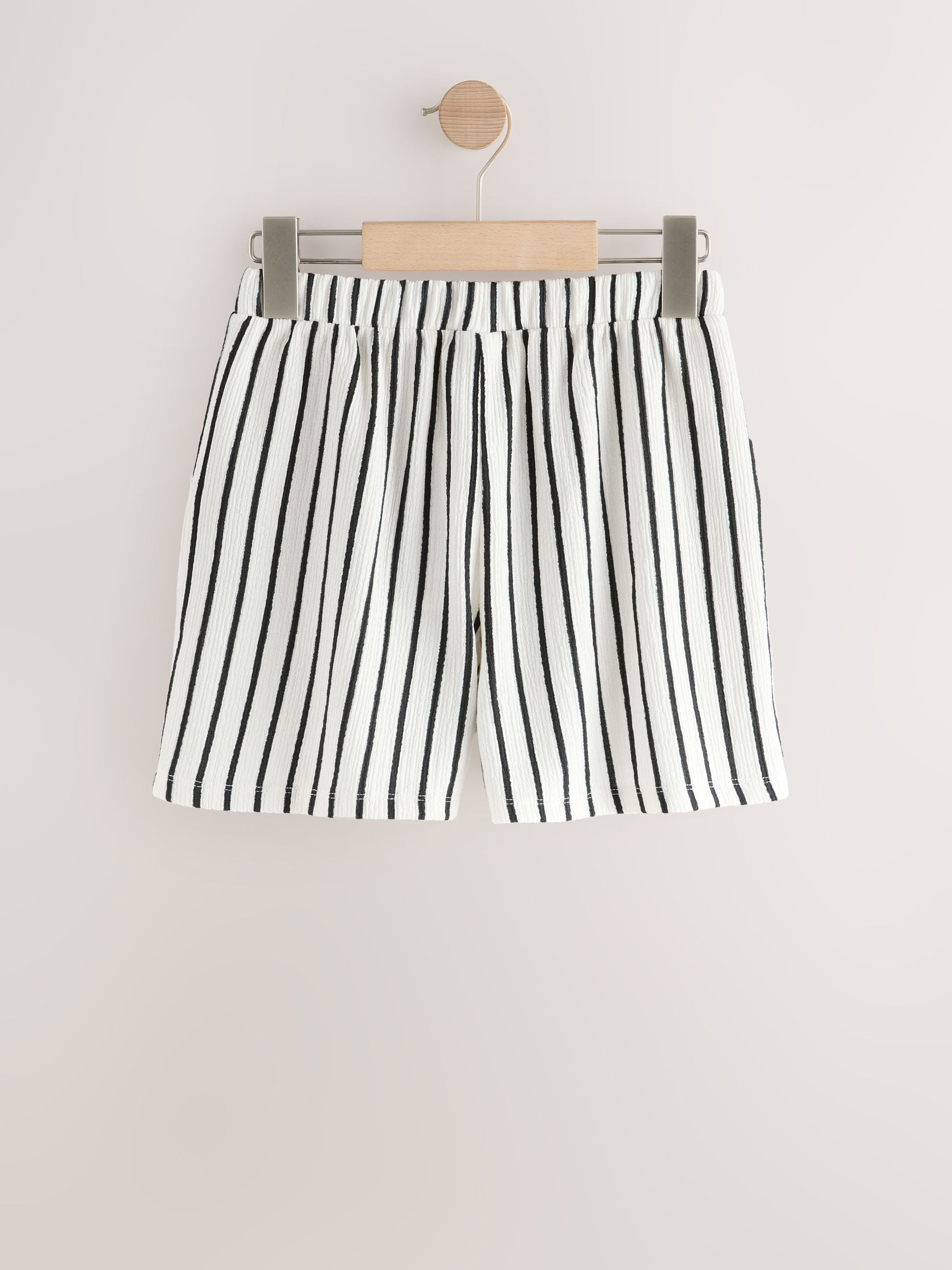 Black/White Stripe Crinkle Shorts (3-16yrs)