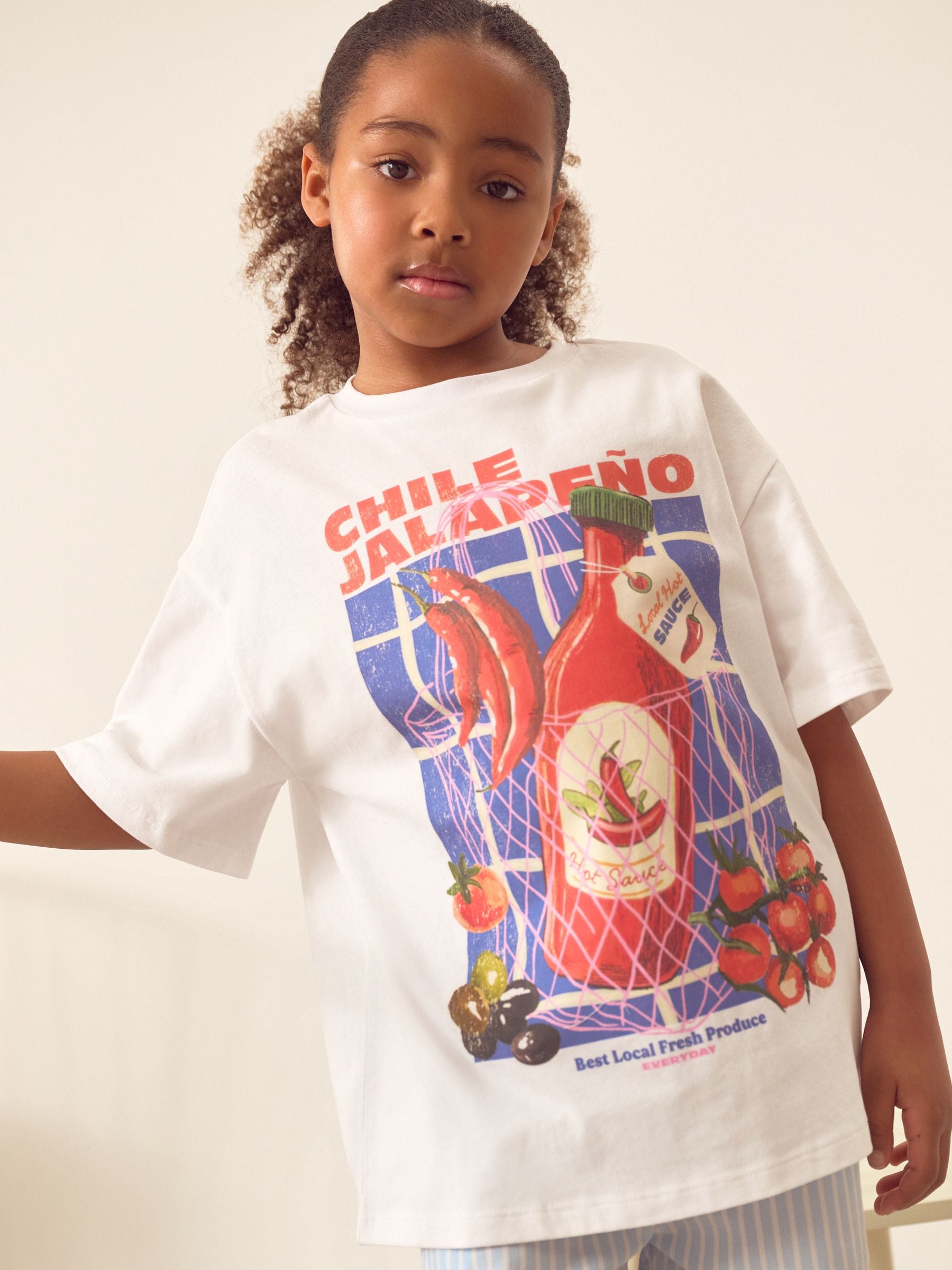 White/Blue Chilli Oversized 100% Cotton Graphic T-Shirt & Woven Shorts (3-16yrs)