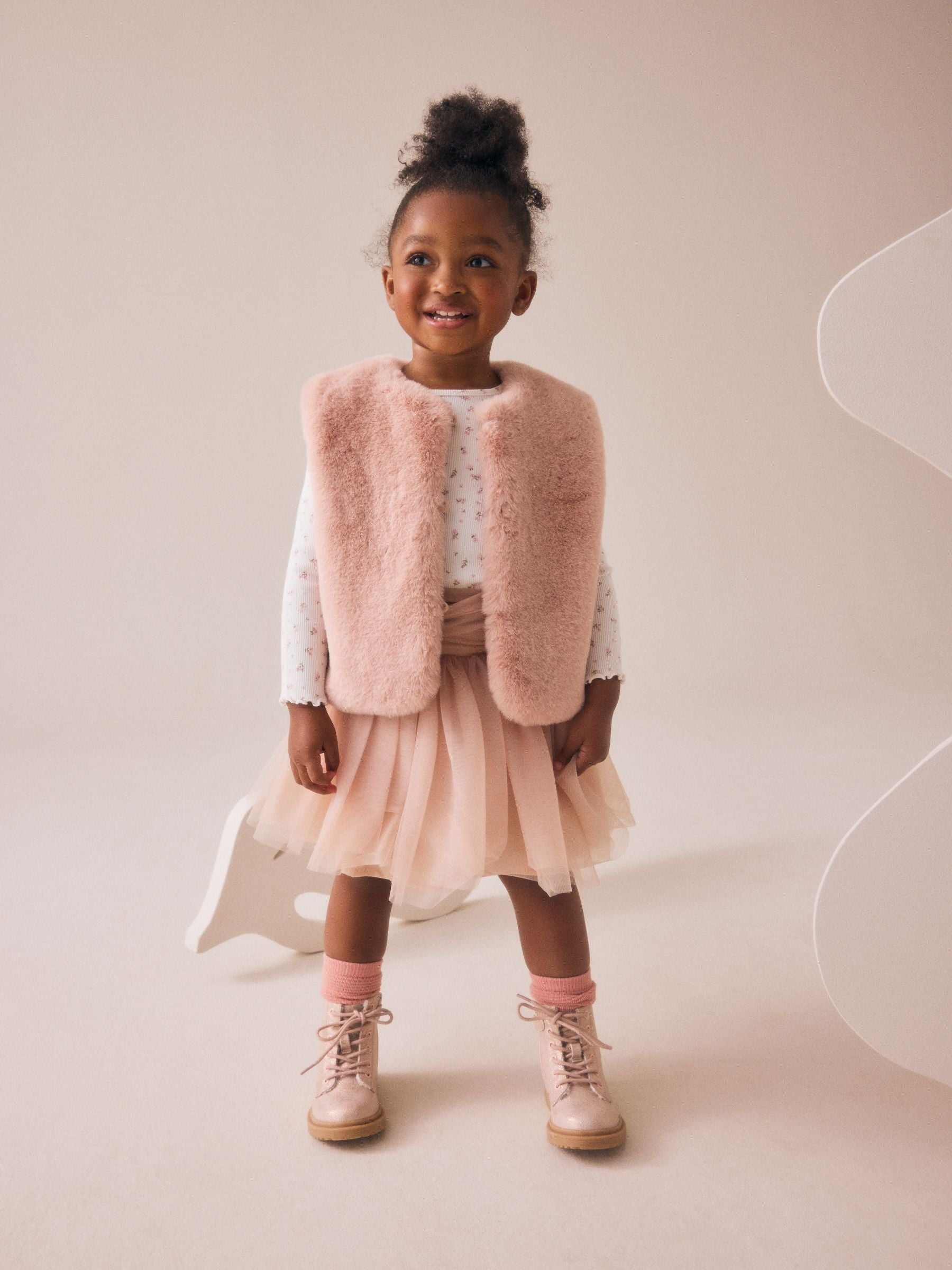 Pink T-Shirt Gilet & Skirt 3 Piece Set (3mths-7yrs)