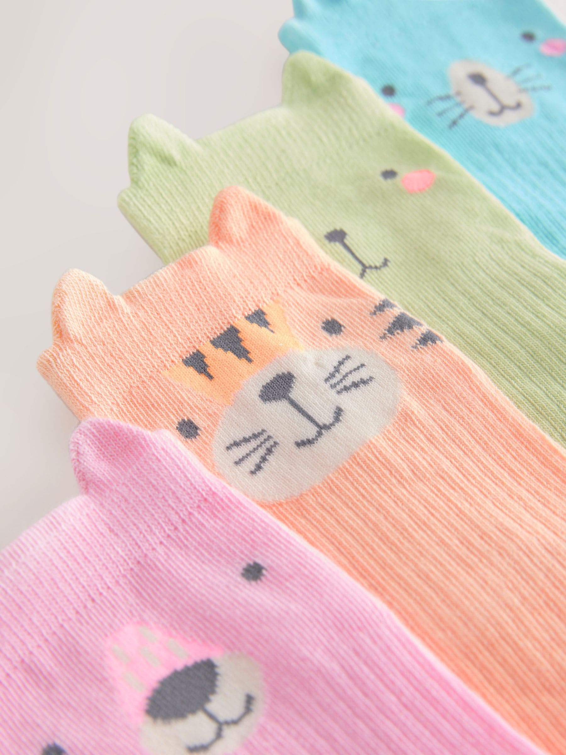 Multi 4 Pack Cotton Rich Character Ankle Socks