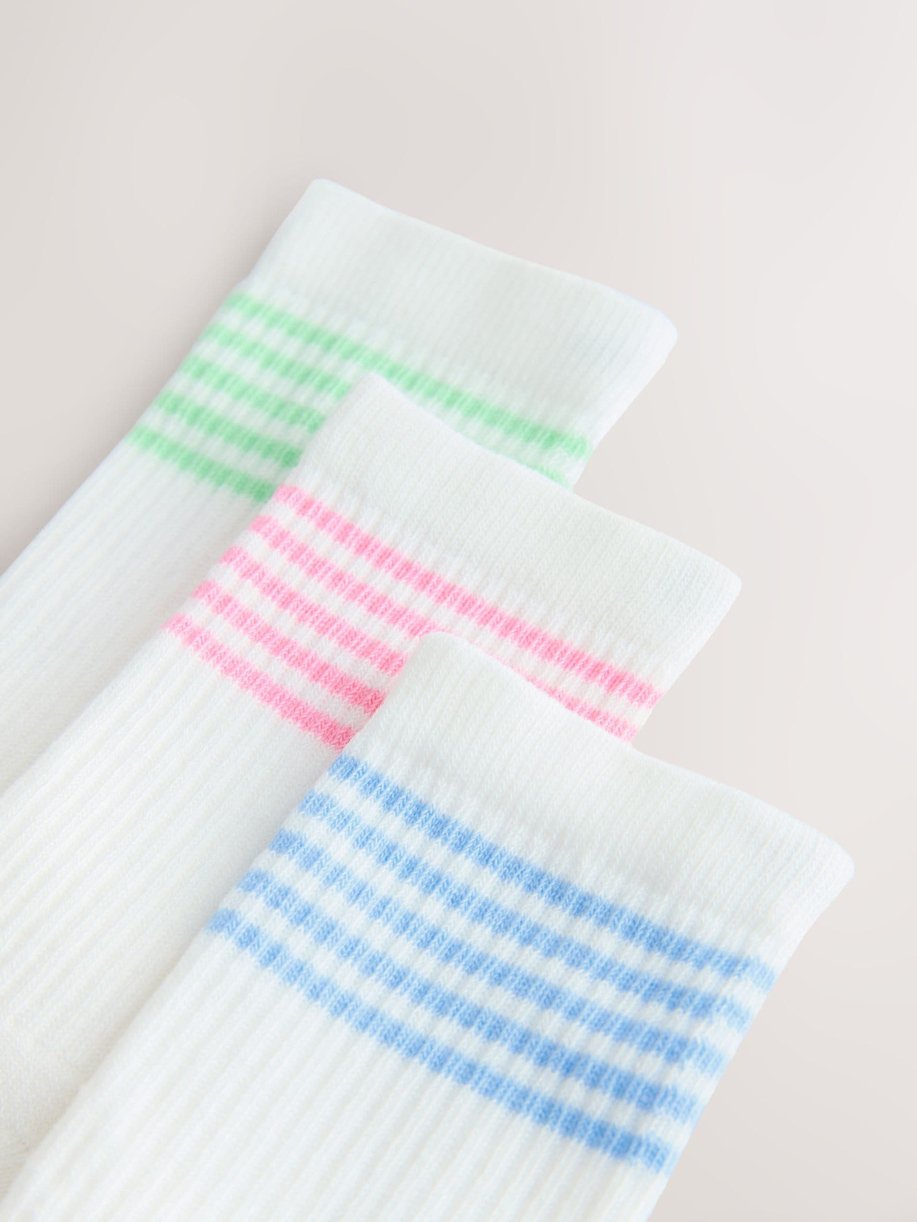 White Regular Length 3 Pack Cotton Rich Cushioned Sole Ankle Socks