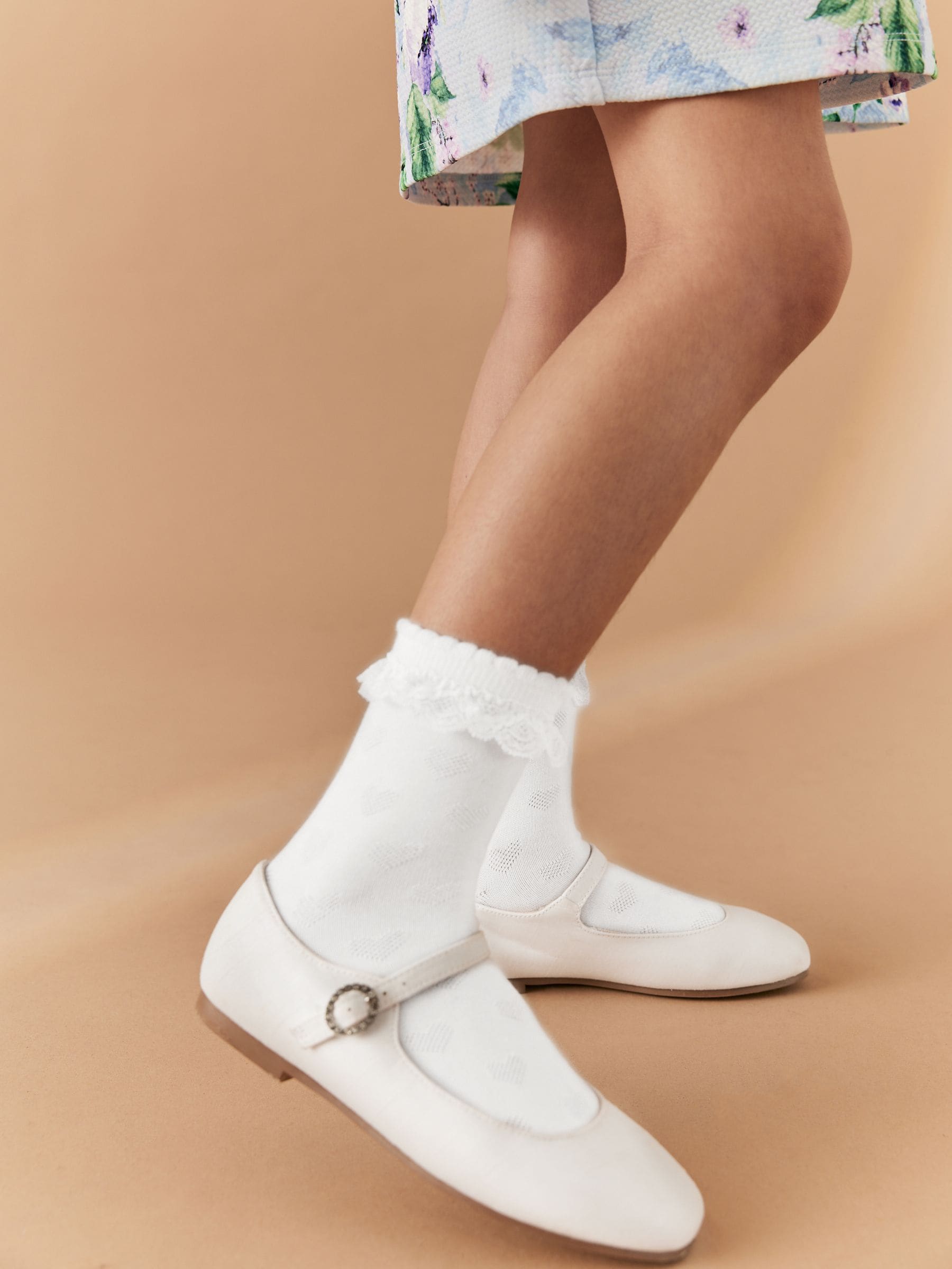 White 2 Pack Cotton Rich Heart Ruffle Ankle Socks