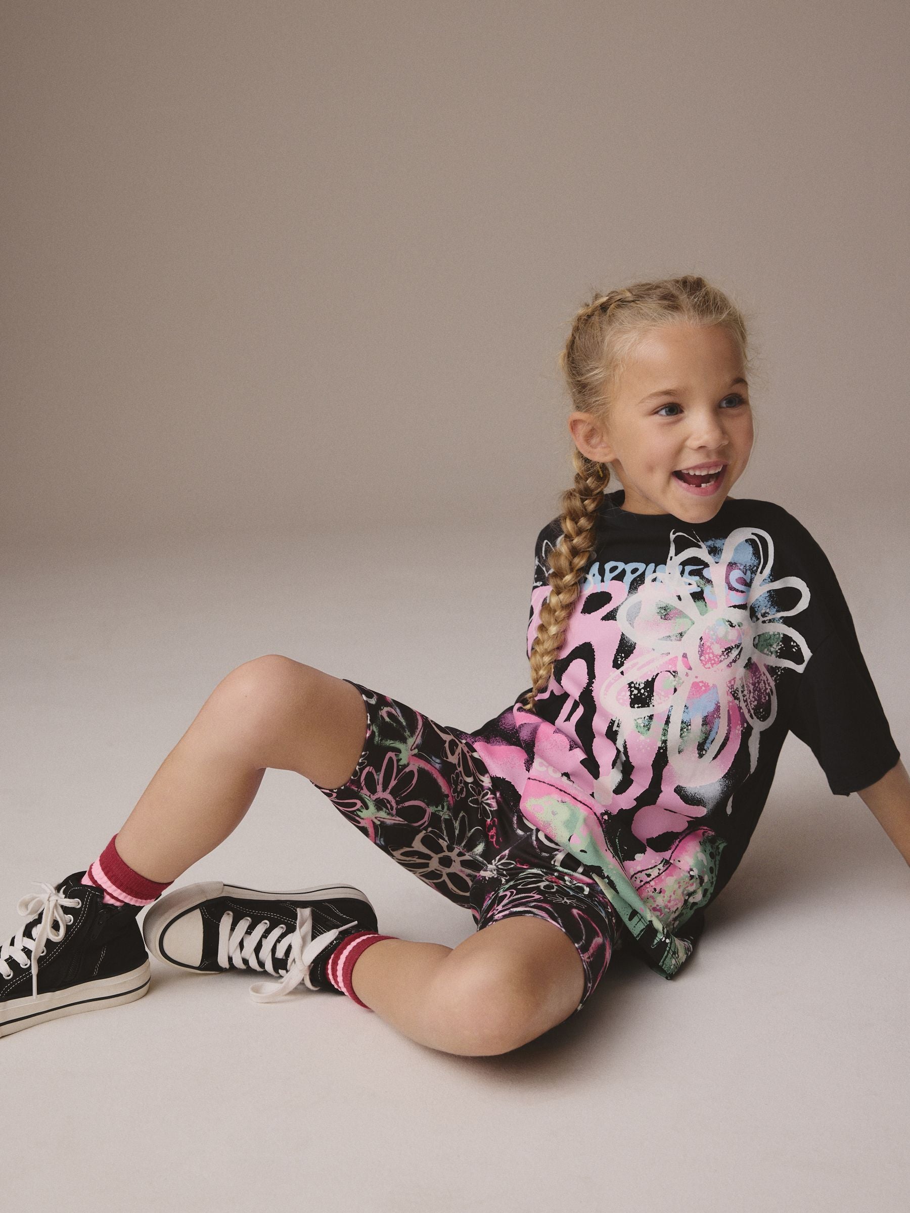 Multi Graffiti T-Shirt And Cycling Shorts Set (3-16yrs)
