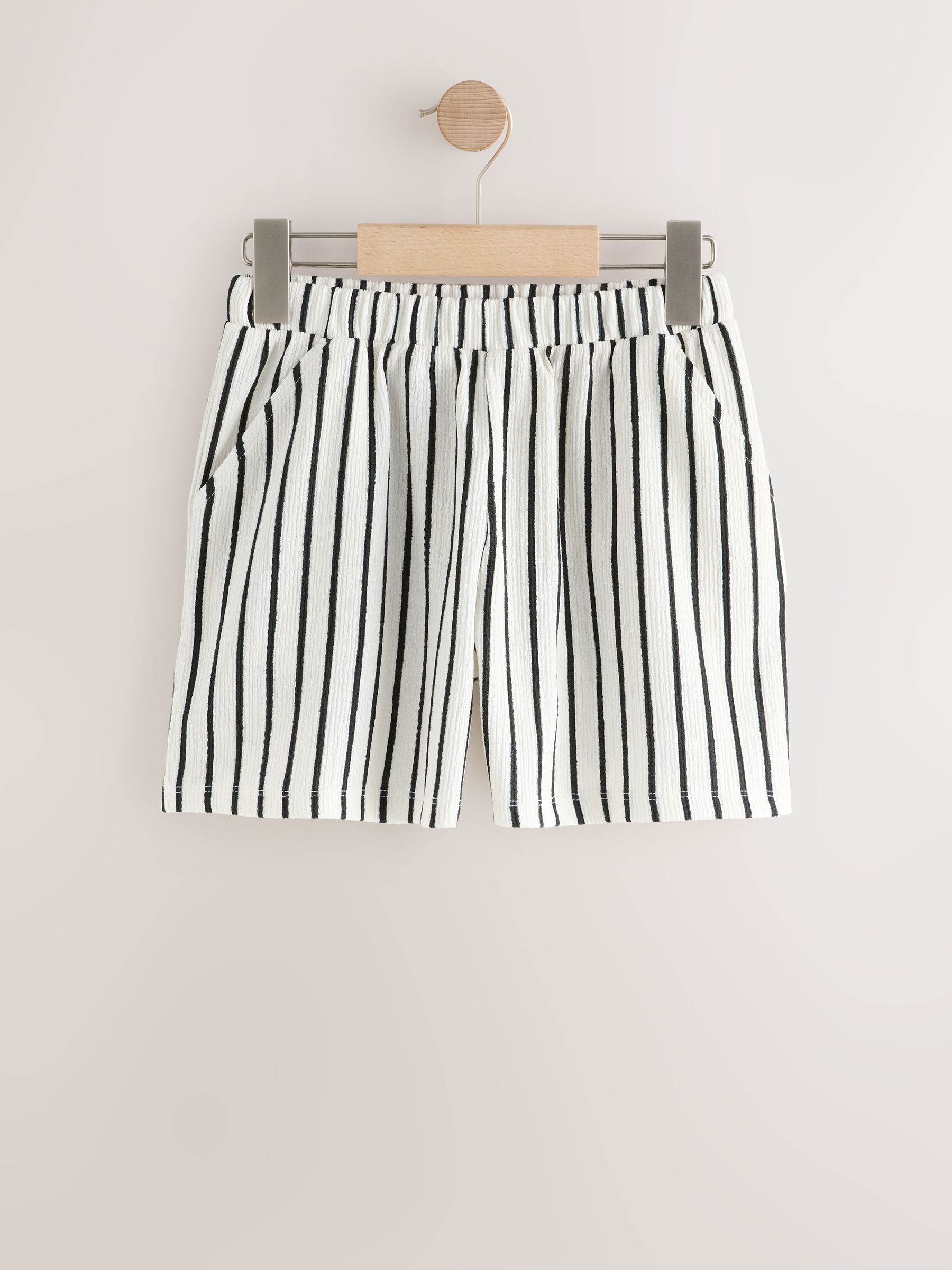 Black/White Stripe Crinkle Shorts (3-16yrs)